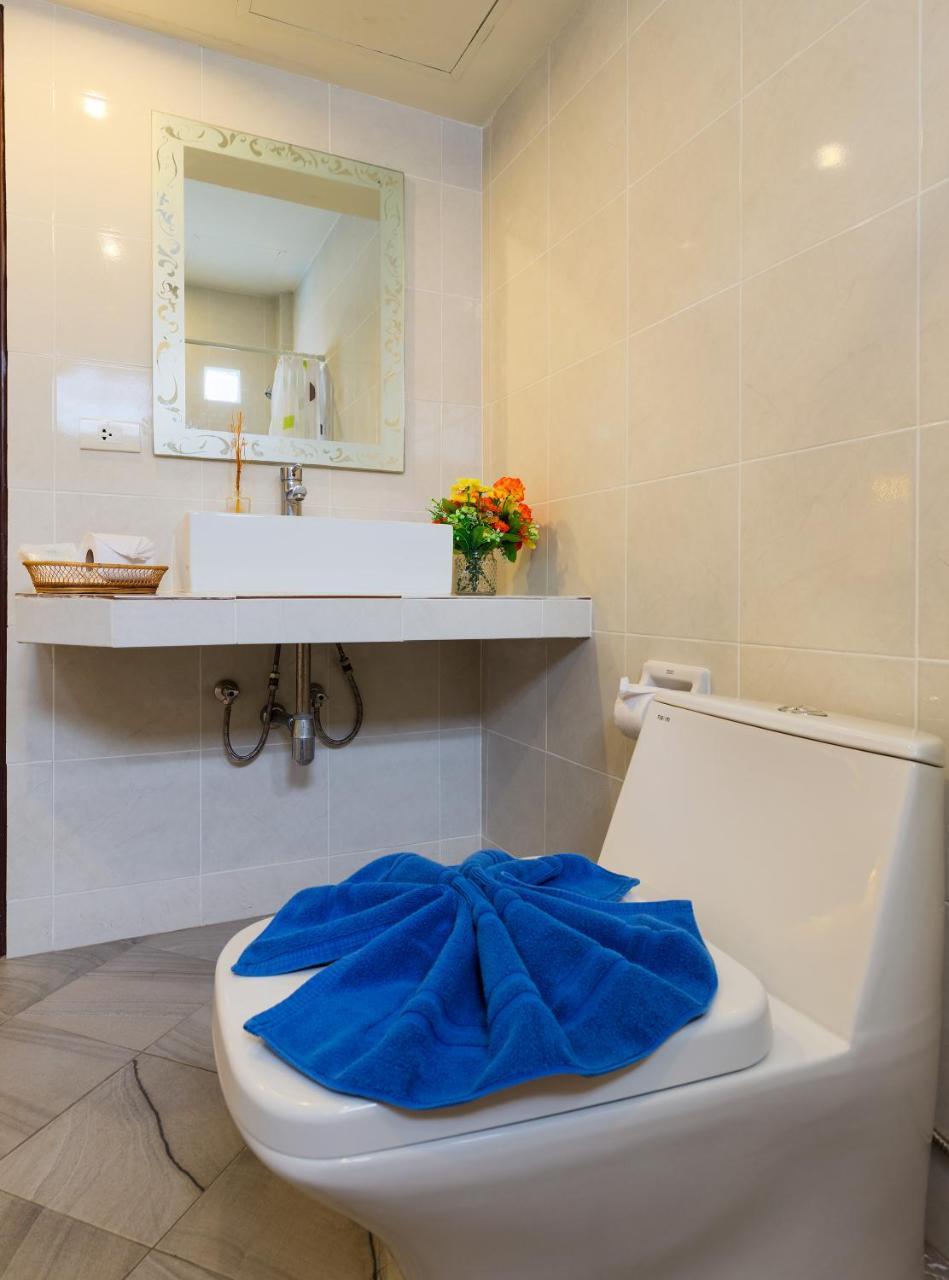 Отель Smile House Карон Экстерьер фото